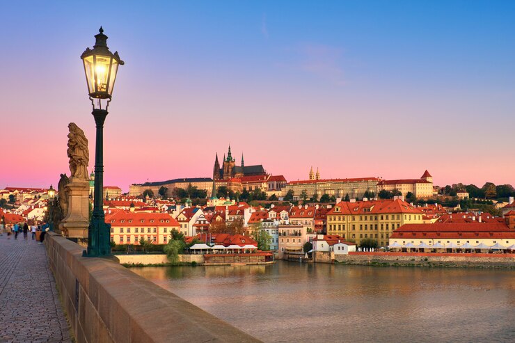 Foto karlsbrücke mit dem alten prag und dem veitsdom
