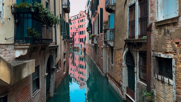 Karneval von Venedig Menschen im karnevalischen Karneval Masken und Kostüme auf den Straßen von Venedig Italien Europa