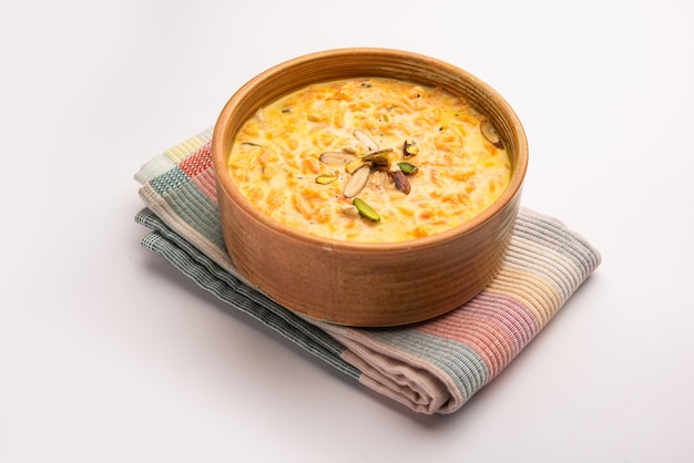 Karotte Kheer oder Payasam auch bekannt als Gajar ki Khir