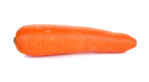 Karotten getrennt auf weißem Hintergrund