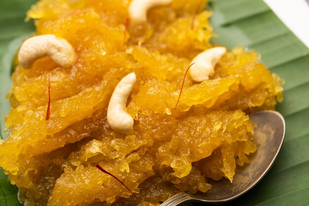 Foto kashi halwa o kasi halva es uno de los postres clásicos y tradicionales de karnataka elaborado con ash gourd o calabaza blanca o kaddu