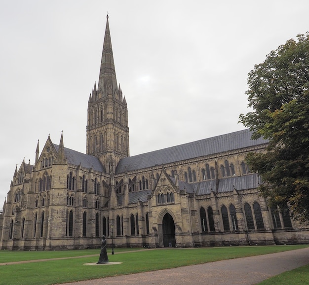 Kathedrale von Salisbury (aka Cathedral Church of the Blessed Virgin Mary) in Salisbury, UK