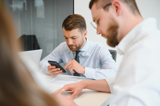 Kaufmännische Ausbildung in modernen Büros