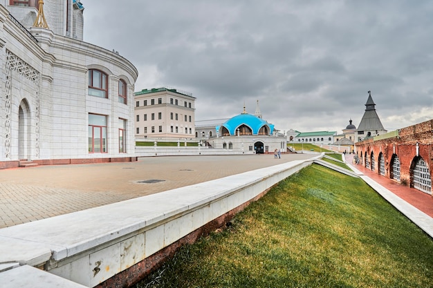 Kazan, Rússia - 26 de outubro de 2020, mesquita Kul Sharif no território do Kremlin de Kazan. Muçulmanos