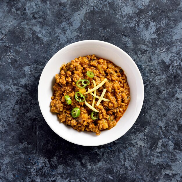 Keema-Curry in einer Schüssel