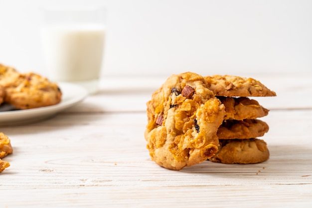 Kekse mit Cornflakes Rosine und Mandeln