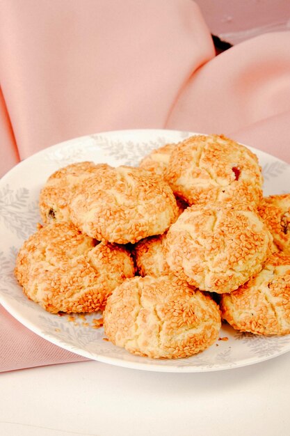 Kekse mit dunklen Schokoladenstückchen