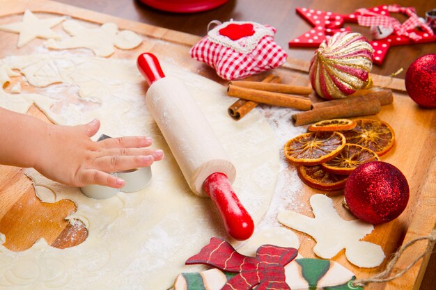 Keksteig hausgemacht zu Weihnachten