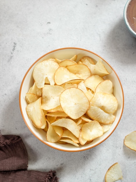 Foto keripik singkong chips de yuca o chips de tapioca es un bocadillo tradicional de java