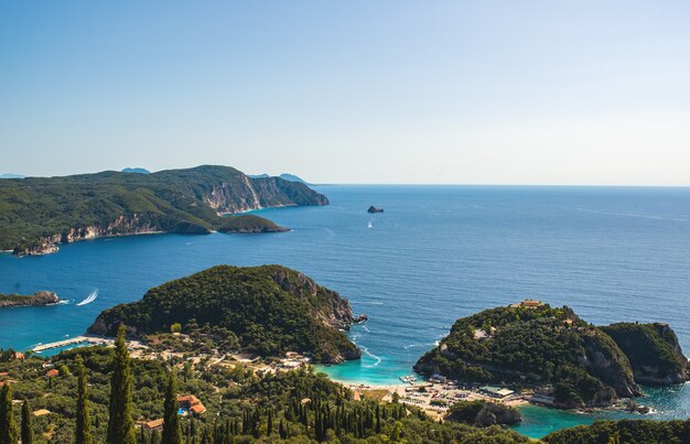 Kerkyra Corfú ciudad Isla de Corfú en el mar Jónico.