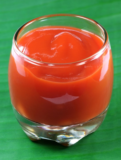 Ketchup de tomate cerrar