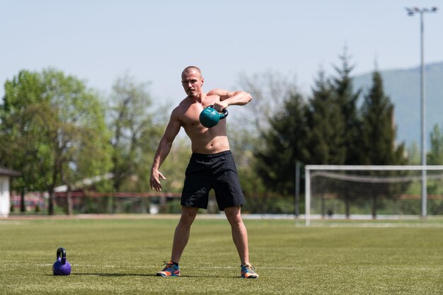 Kettle Bell ejercicio al aire libre