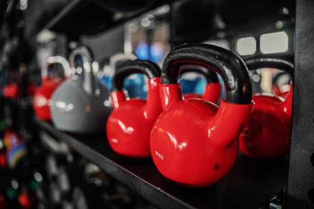 Kettlebells in verschiedenen Farben