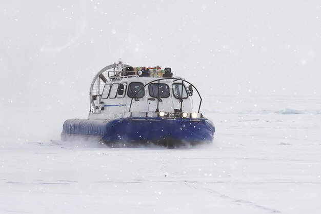 Khivus auf Eis-Hovercraft, Luftboot, Wintertransportextrem