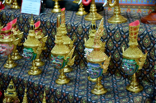 Khon Head Gipspuppe für Show- und Verkaufsreisende auf Koh Kret Island am 21. November 2015 in Nonthaburi Thailand