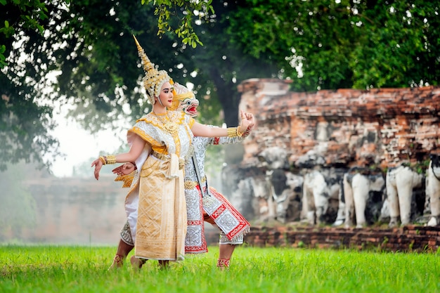 [KHON THAI, RANAYANA MASKED] Thailändischer traditioneller Tanz des Ramayana-Tanzdramas zu alter Zeit