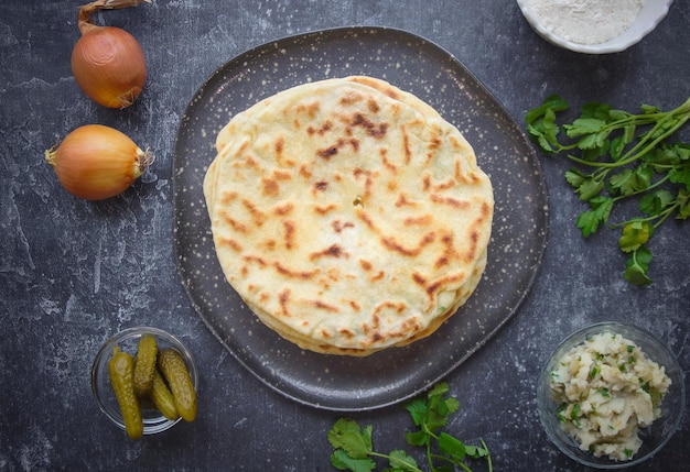 Khychin, Tortilha, Comida tradicional dos Balkares, Costas escuras