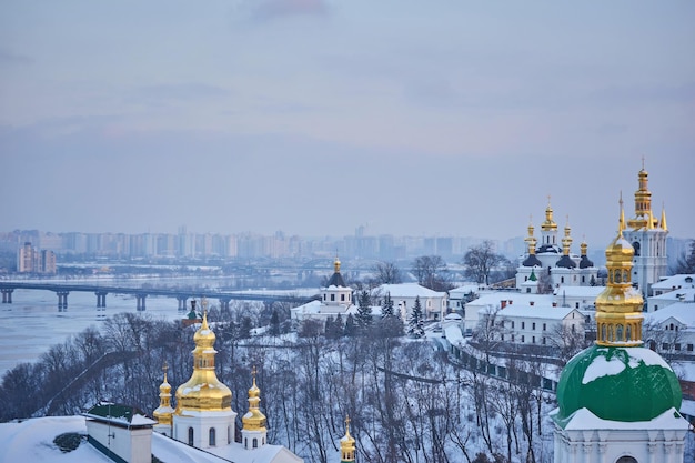 KievPechersk Lavra no inverno Kyiv Ucrânia