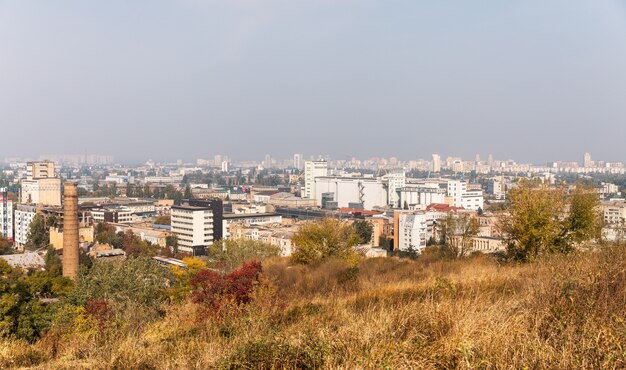 Kiew, UKRAINE - 28. September 2019: Stadtbild des Stadtteils Podol der Stadt Kiew, Ukraine