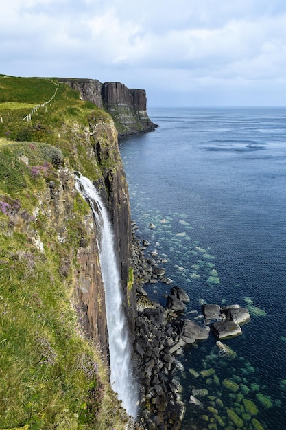 Kilt Rock Mealt Falls Isla de Skye Escocia