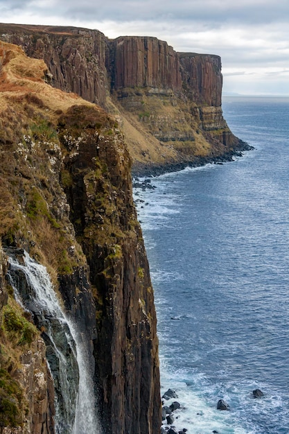 Kilt Rock und Mealt Falls Isle of Skye Schottland