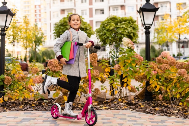 kind mädchen schulmädchen grundschüler.