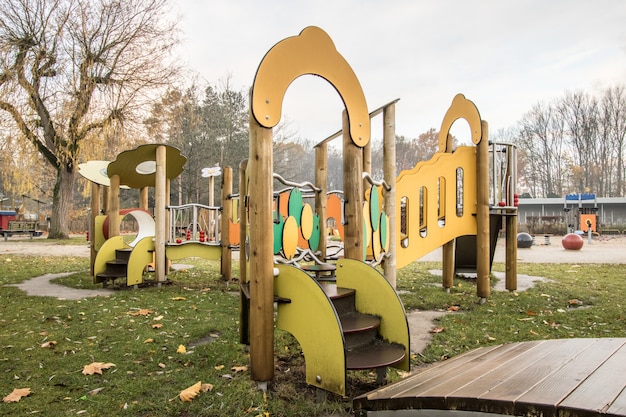 Foto kinderspielplatz im park