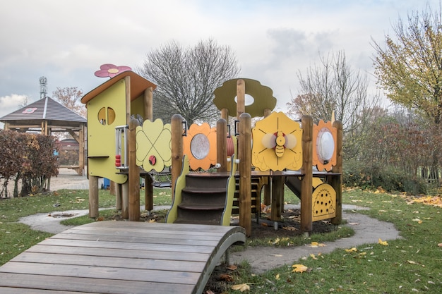 Kinderspielplatz im Park