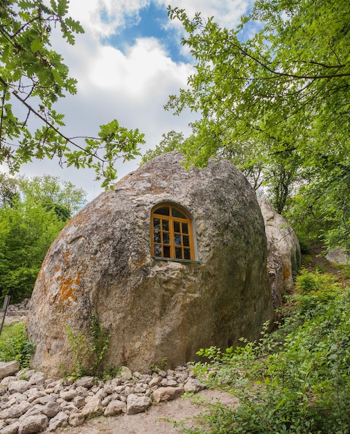 Foto kirche im felsen