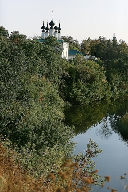 Kirche Sommerlandschaft Orthodoxe / Sommerlandschaft, Glaube Religion Architektur Russlands