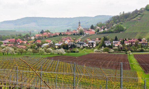 Foto kirche st. johannis oder johannes in castell deutschland