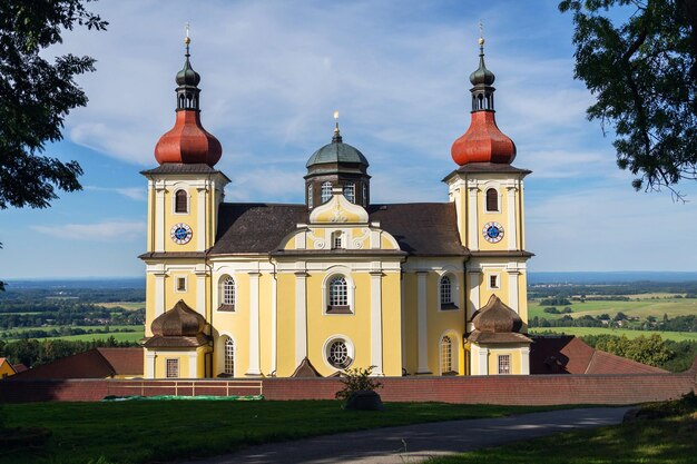 Kirche Unserer Lieben Frau vom Guten Rat in Dobra Voda Tschechische Republik sonnigen Sommertag