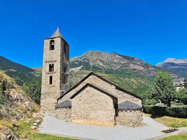 Kirche von Boi, die zur architektonischen Gruppe der romanischen Kirchen des Vall de Boi gehört