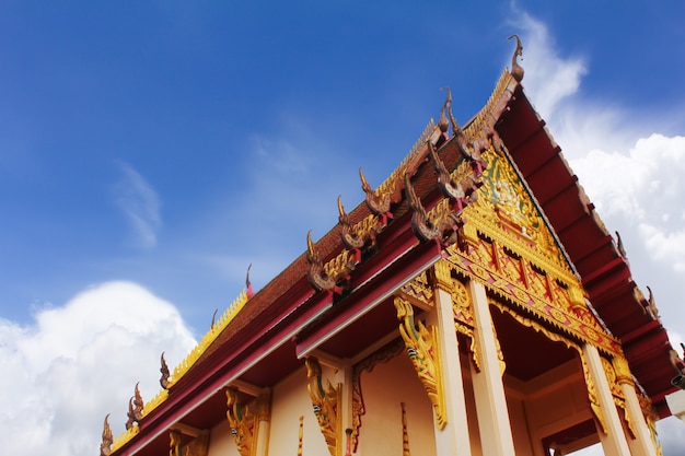 Foto kirchen-buddhismus mit nettem himmel