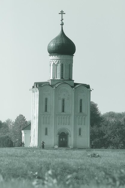 Kirchensommerlandschaft orthodox / Sommerlandschaft, Glaube Religion Architektur Russlands