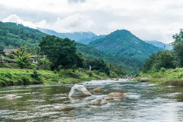 Kiriwong Village - eines der besten Frischluftdörfer in Thailand und lebt in der alten thailändischen Kultur.