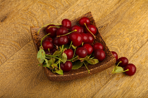 Kirschbeeren in der Schüssel