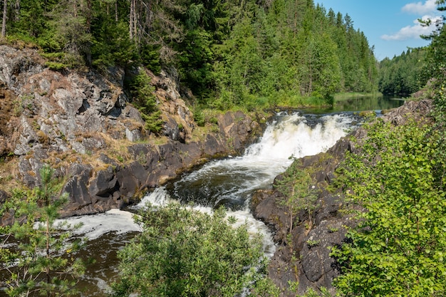 Kivach fällt im Spätsommer, Karelia