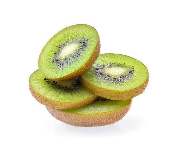 Kiwi isoliert auf weiß