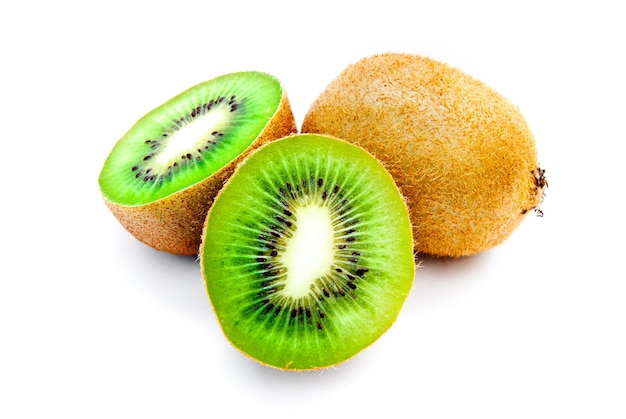 Kiwi isoliert auf weißem Hintergrund