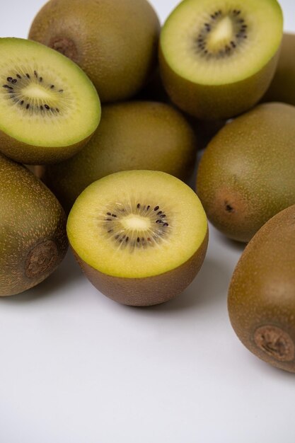 kiwi de oro de fruta deliciosa saludable y fresca