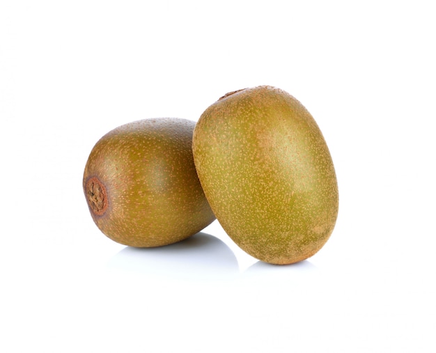 Kiwis amarelos isolados