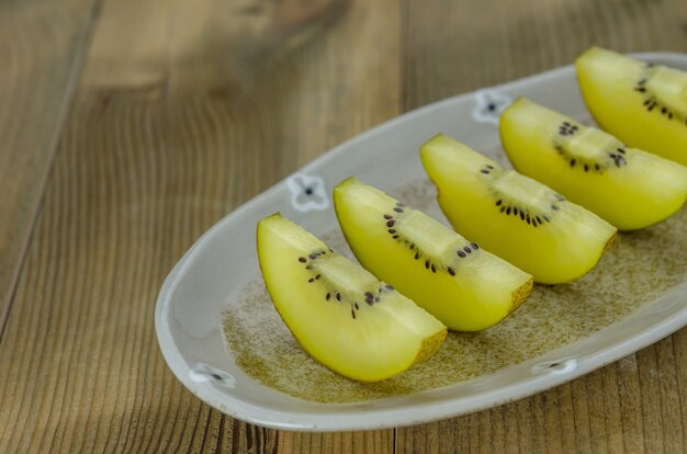 kiwis dourados