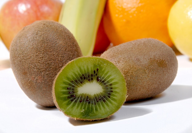 Kiwis em branco