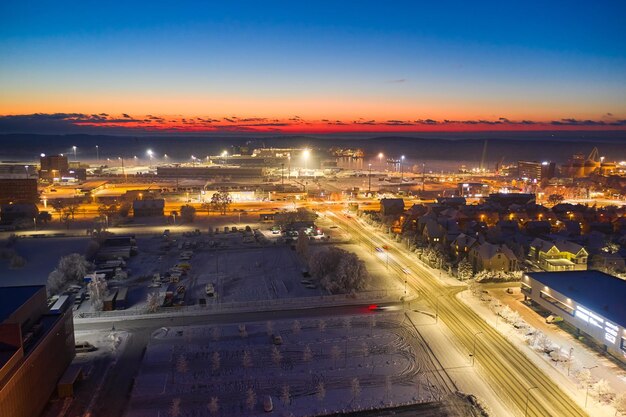 Klaipeda Lituania 10 de diciembre de 2022 vista de la ciudad y el puerto en invierno