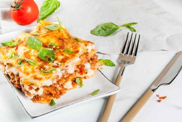 Klassische Lasagne Bolognese