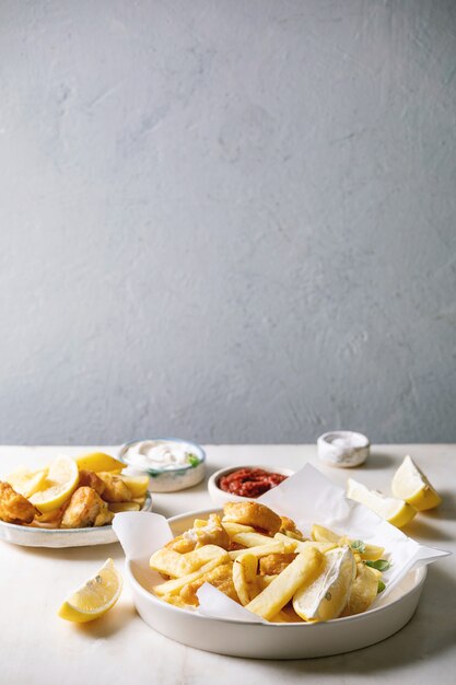 Klassischer Fisch mit Pommes