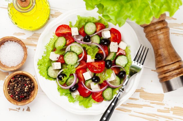 Klassischer griechischer Salat