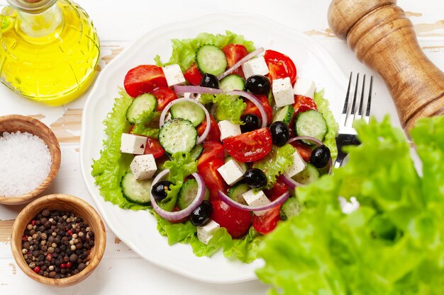 Klassischer griechischer Salat