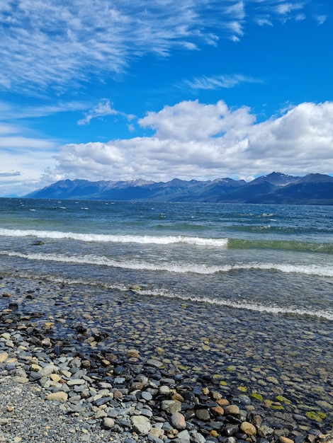 Foto kleine olas im versteckten lago